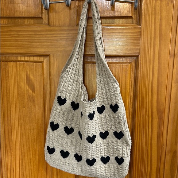Stylish Beige and Black Heart Patterned Women's Bag - Picture 1 of 1